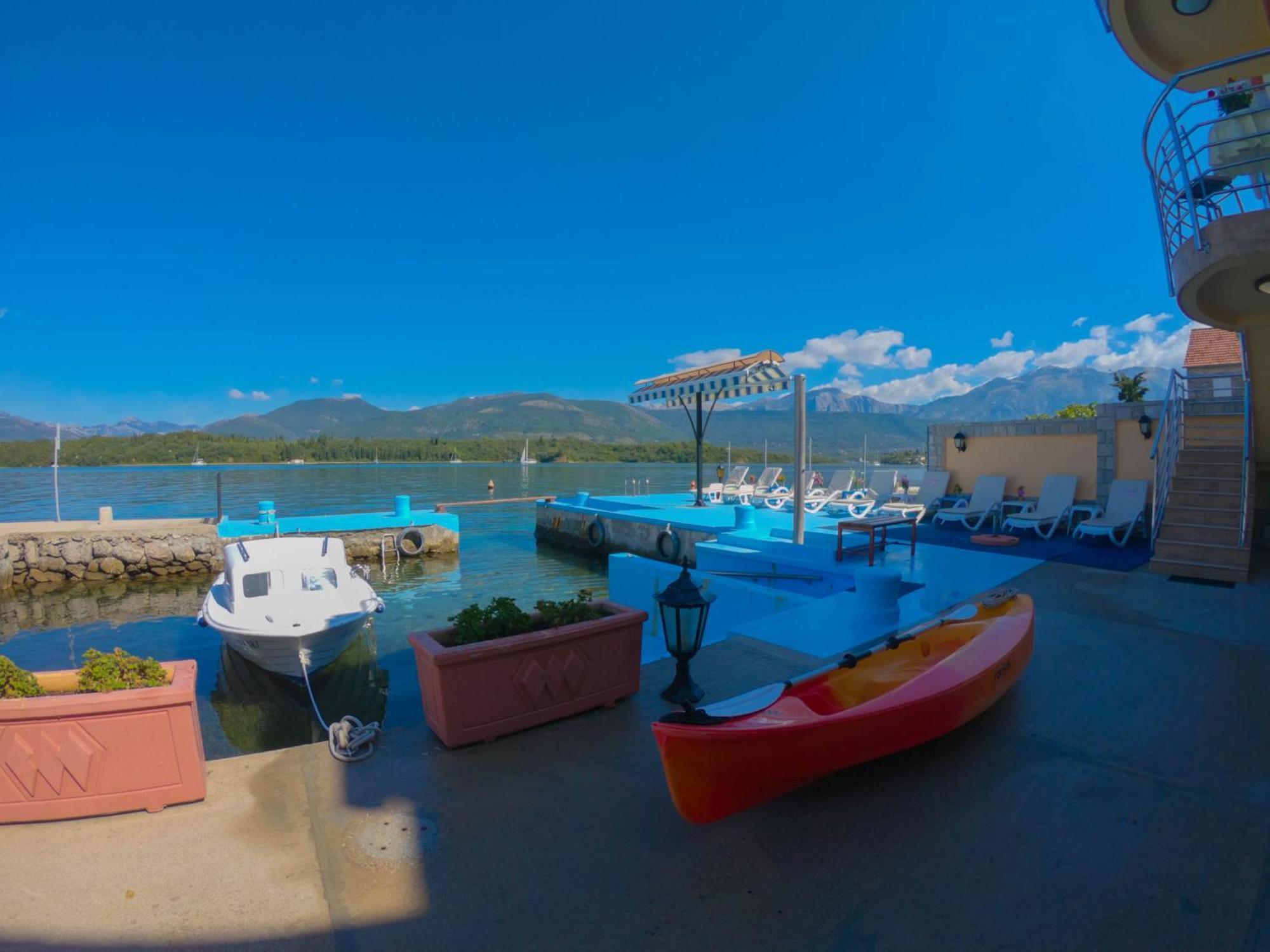 Porto Del Sole Apartments Tivat Exterior photo