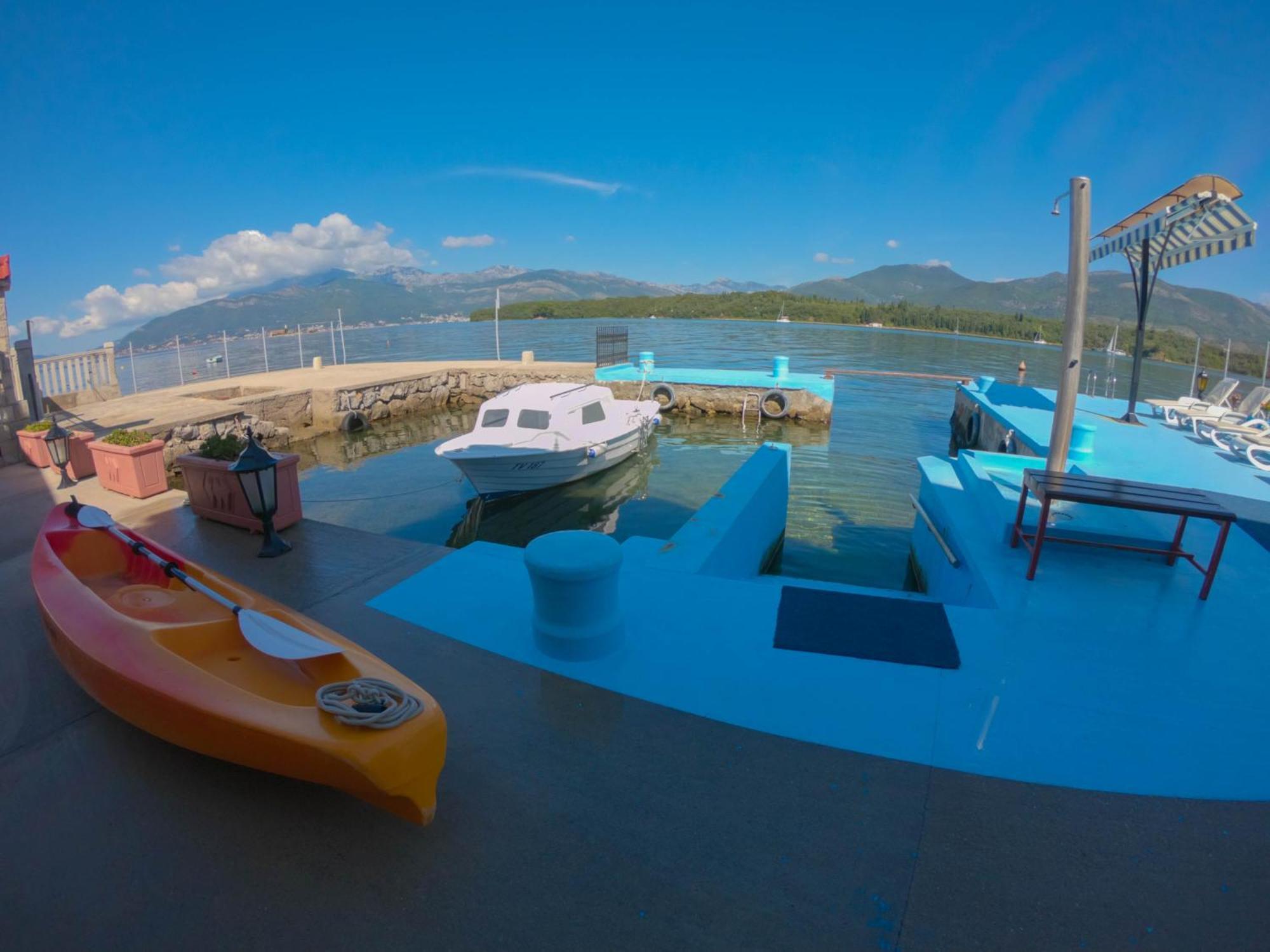 Porto Del Sole Apartments Tivat Exterior photo