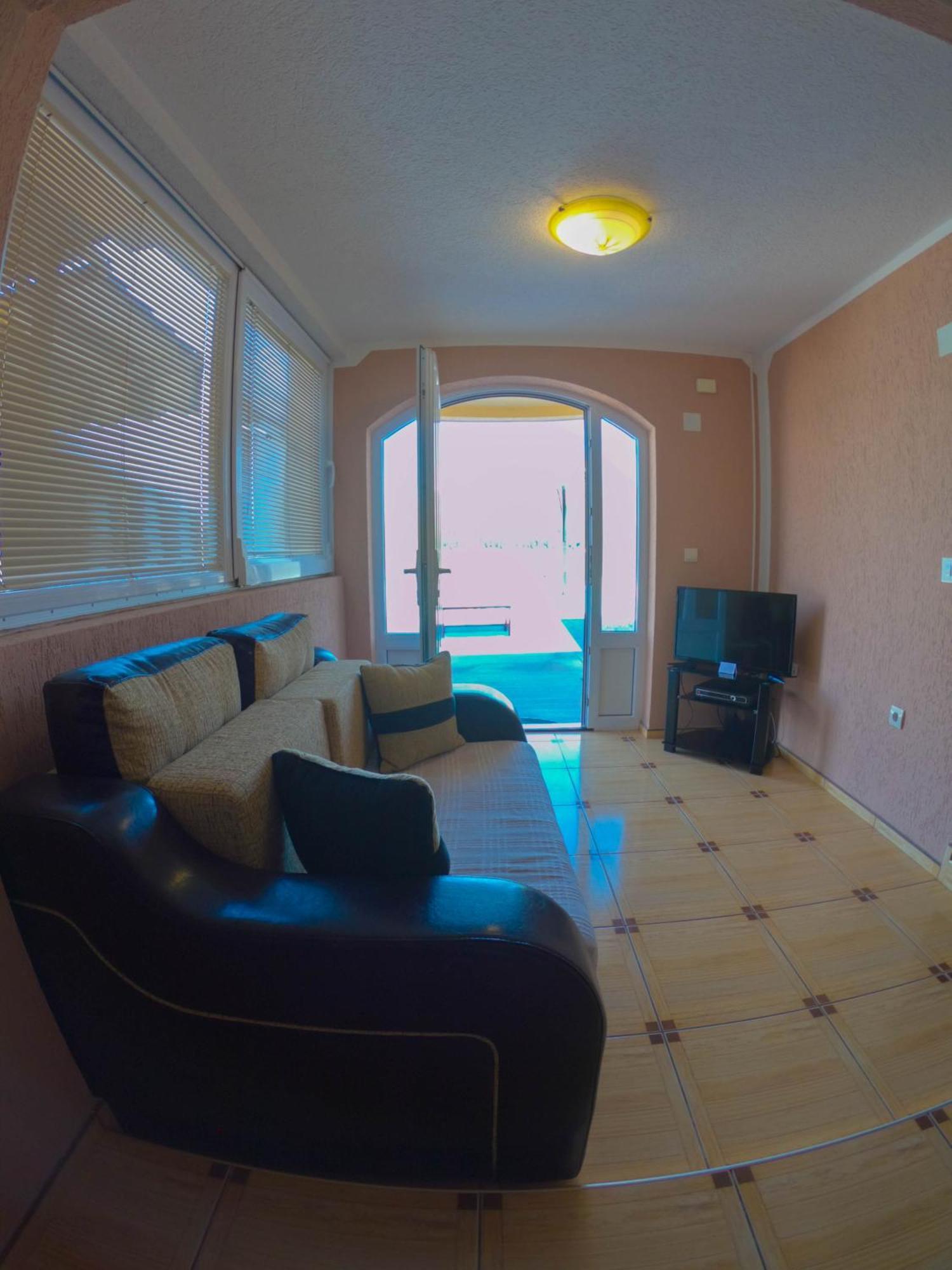 Porto Del Sole Apartments Tivat Exterior photo